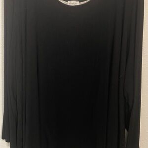 Avenue Black Long Sleeve Women's Top